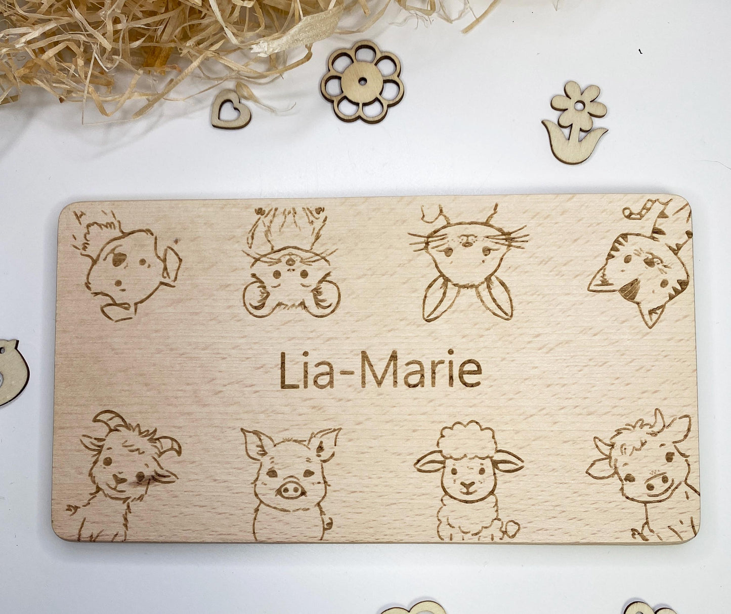 Frühstücksbrettchen mit 8 Bauernhof-Tieren, Kinder Holzbrettchen mit Gravur, Frühstücksbrett mit Namen, personalisiertes Holzbrett Geschenk