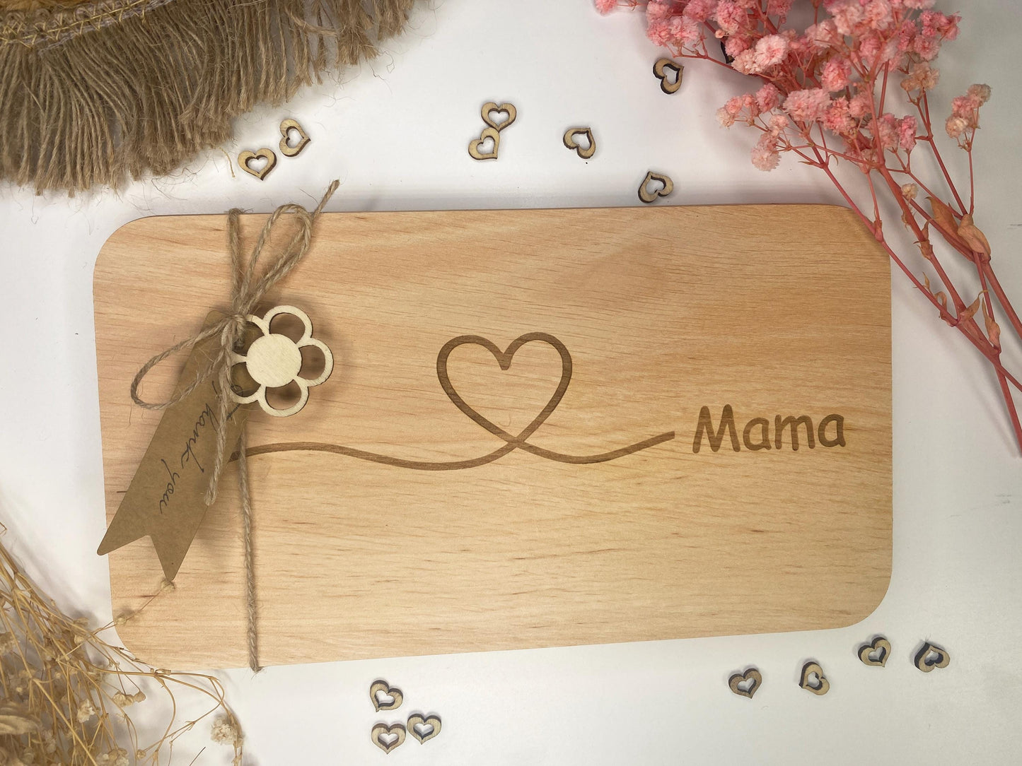 Holzbrett für Mama, Küchenbrett für Papa, Schneidebrett Herz Gravur, Holz Frühstücksbrett Mama, Brettchen Geschenk Mama und Papa Dankeschön