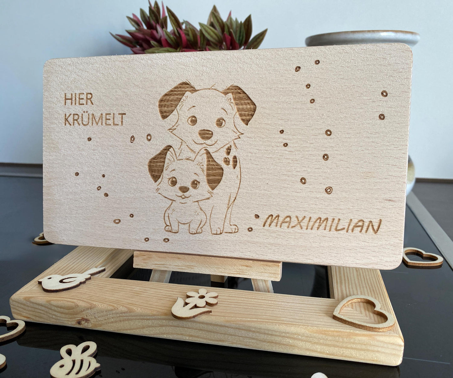 Holzbrettchen für Kinder, Gravur Hunde, Frühstücksbrettchen mit Namen, Holzbrett Geschenk Kinder, personalisiertes Brettchen, Schneidebrett
