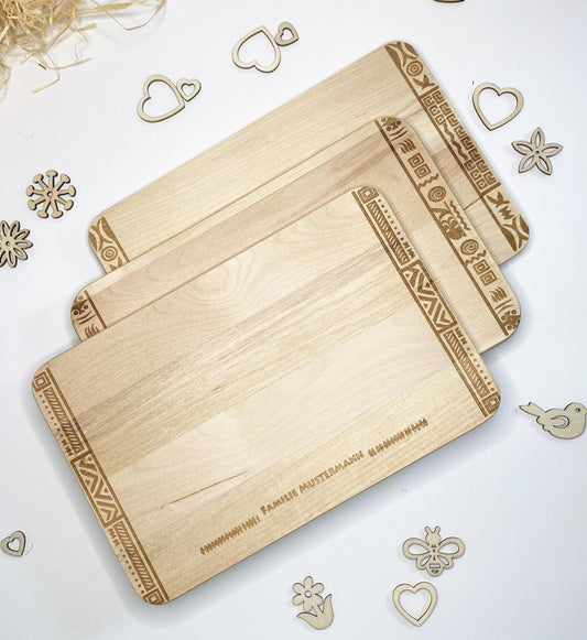 Holz-Schneidebrett Gravur Rand, Frühstücksbrett Muster, Holzbrett Ornamente Design, Schneidebrett Dekor, Frühstücksbrettchen Verzierung